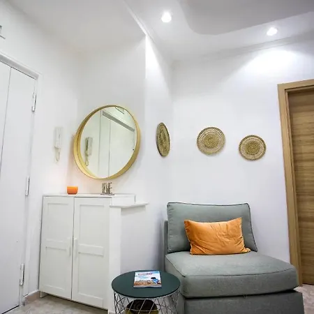 Casa Pelusa: Near Maradona Murales Apartment