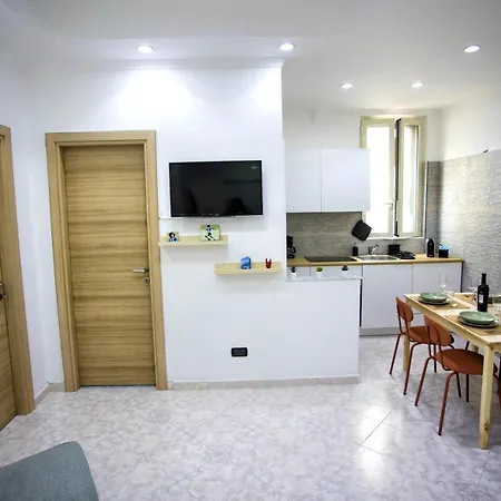 Apartment Casa Pelusa: Near Maradona Murales Naples