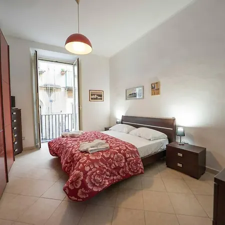 Apartment Pazzariello House By Dimorra Naples