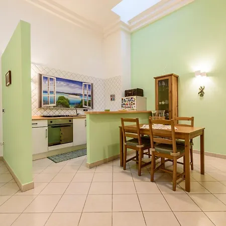 Jfk Mergellina Apartment Naples
