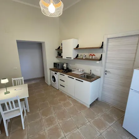 Apartment Casa Cecerenella Naples