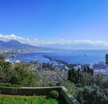 Casa Ste - San Martino, Vomero, * Napoli