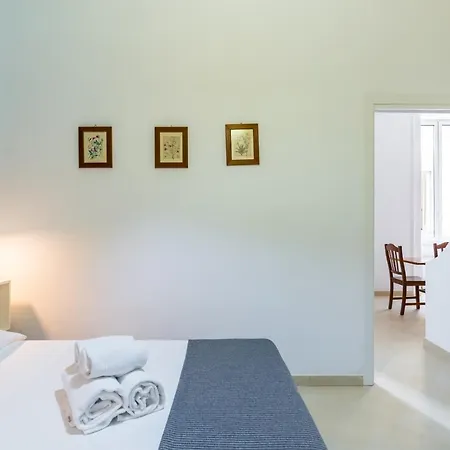 Apartment Orsola Comfort House By Napoliapartments Naples