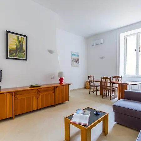 Orsola Comfort House By Napoliapartments
