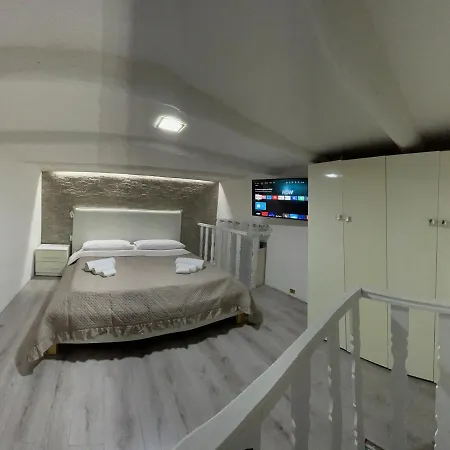 Bryan Apartment