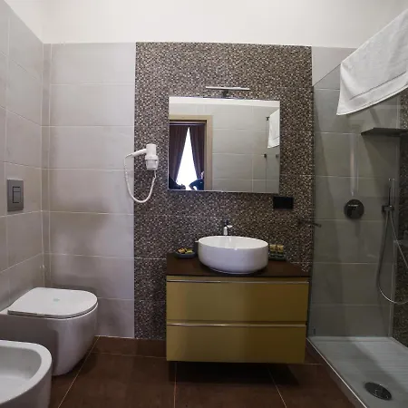 Sciuscia Beb Spaccanapoli Bed & Breakfast Naples