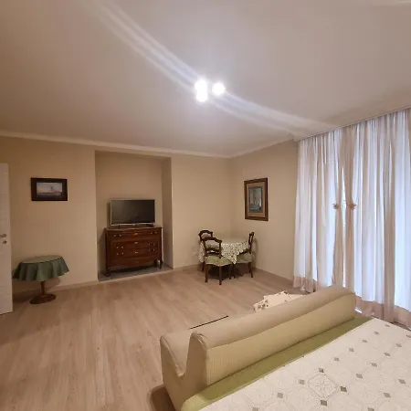 Toledo's Rambla Holiday home