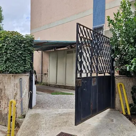La Casa Di Elenu A Posillipo * Naples