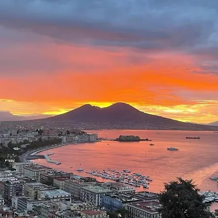 La Casa Di Elenu A Posillipo Naples