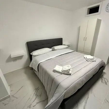 Holiday home Sasa 2 Naples