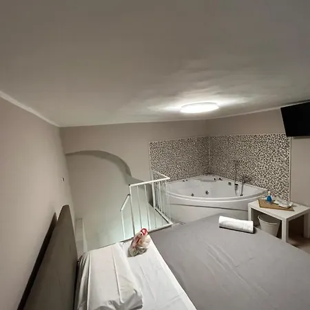 Napoli Suite Holiday home