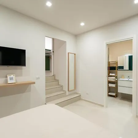 Maison Naples