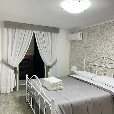 Holiday home Niko House