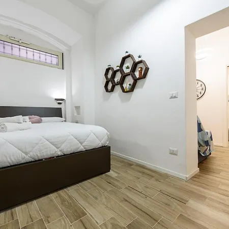 Apartment Il Cuore Di Napoli. Little Sweet Home. *