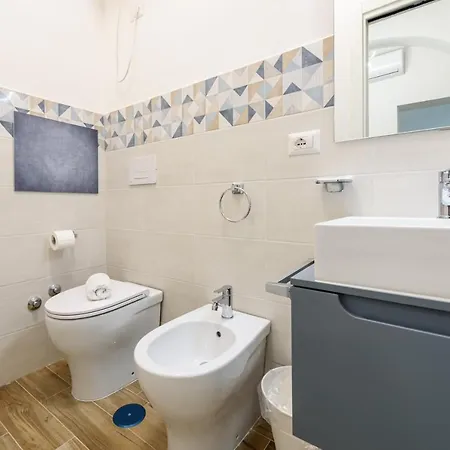 Il Cuore Di Napoli. Little Sweet Home. Apartment