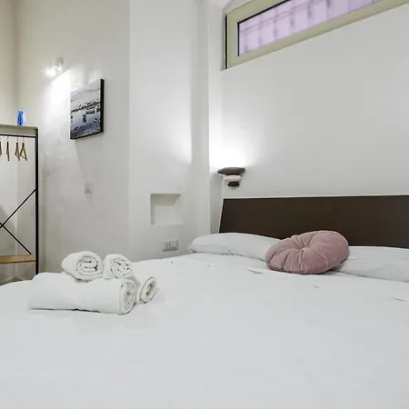 Apartment Il Cuore Di Napoli. Little Sweet Home.