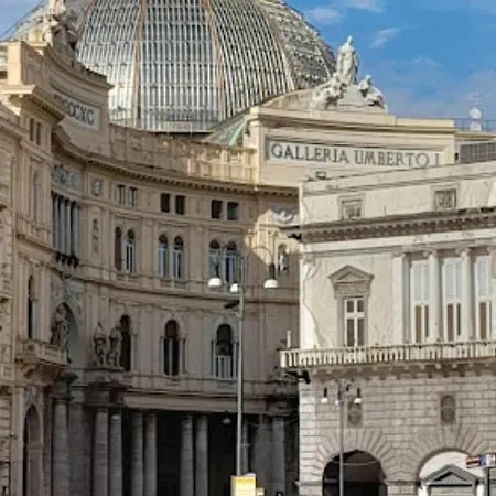 Il Salotto Di Chiaia Guest house *