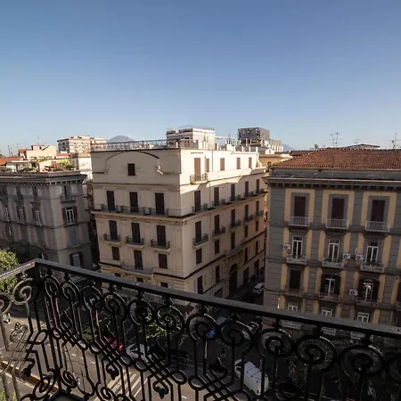 Bnb Al Centro E Meglio, Apartment Naples