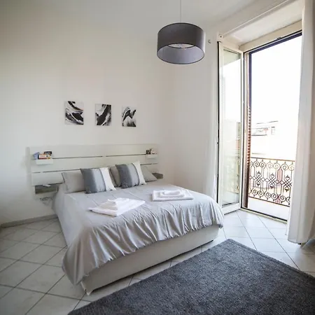 Bnb Al Centro E Meglio, Apartment Naples