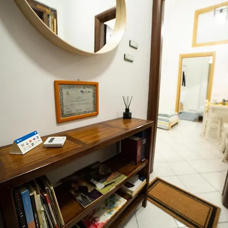 Bnb Al Centro E Meglio, Apartment Naples