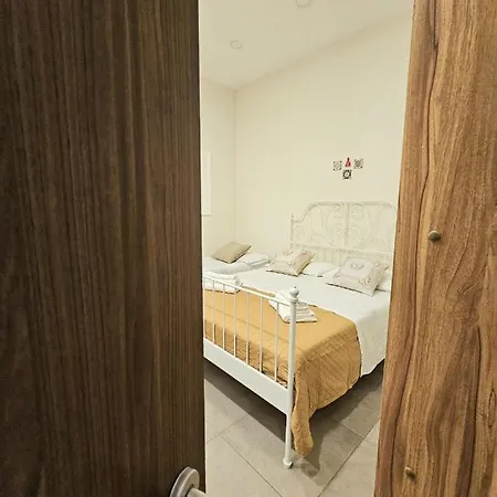 Casa vacanze Garibaldi Saint-michel House 6