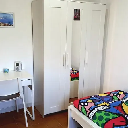 Lg House * Неаполь