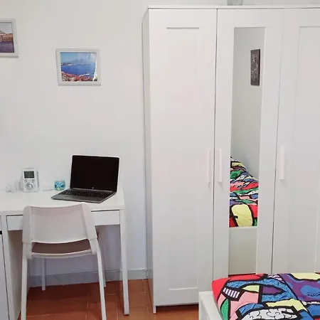 Lg House Неаполь