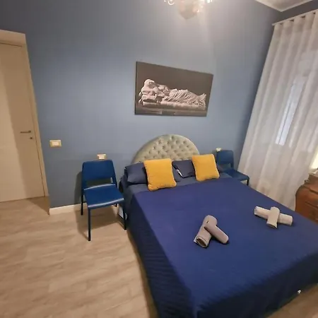 Pastel Blue House X 5 People In Corso Above Metro Montesanto Apartman
