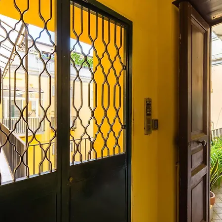Casa Mavi Al Museo Archeologico By Wonderful Italy Νάπολη