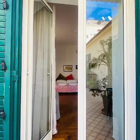 La Casa Sui Tetti 2 *