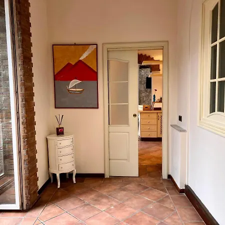 Apartment Domus Elena - Plebiscito Naples