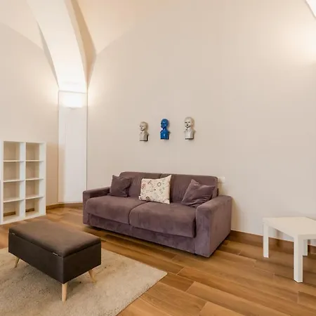 Apartment Palazzo Firrao, Naples