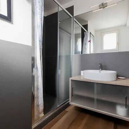 Palazzo Firrao, Apartment *
