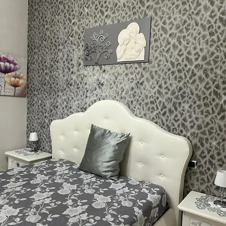 Palace Melissa Apartment Naples