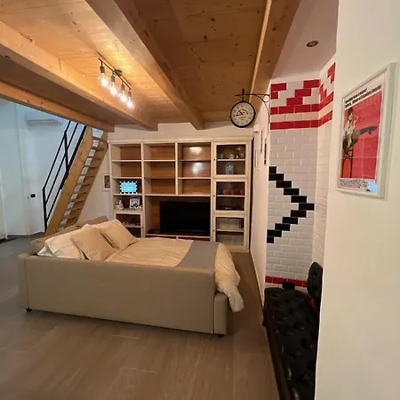 La Casa Di Marty Apartment Naples