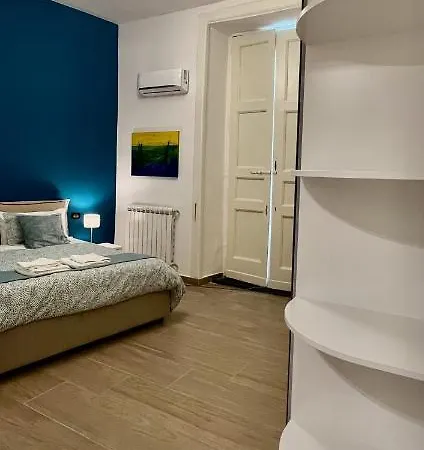 La Casa Di Marty Apartment *