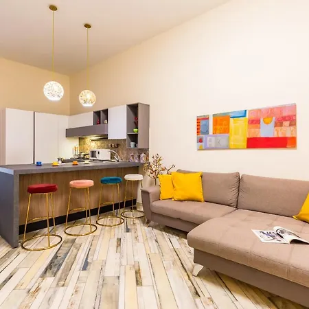 Apartment Design Flat In The City Center By Wonderful Italy *