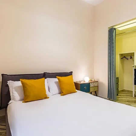 Design Flat In The City Center By Wonderful Italy Apartment Naples