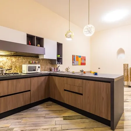 Apartment Design Flat In The City Center By Wonderful Italy