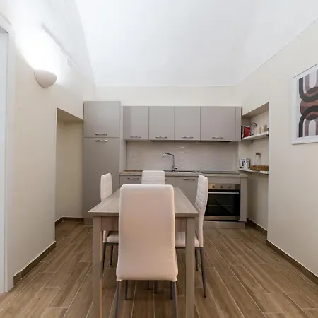Apartment Villari 48 - 1 Naples