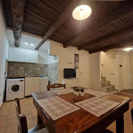 House Of The Night Appartement Napels
