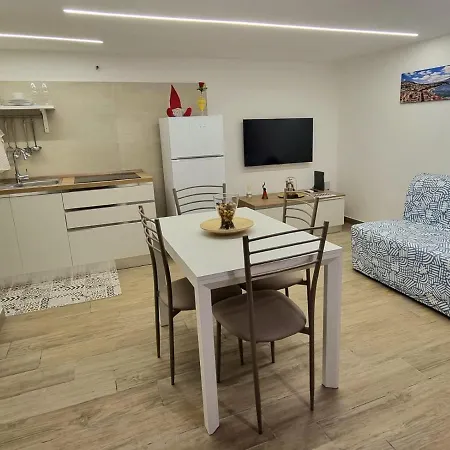 Casa Comoda E In Quartiere Storico Di * Naples