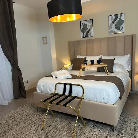 Palazzorefici Aparthotel Naples