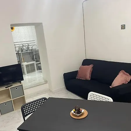 Apartment Emyesabi *