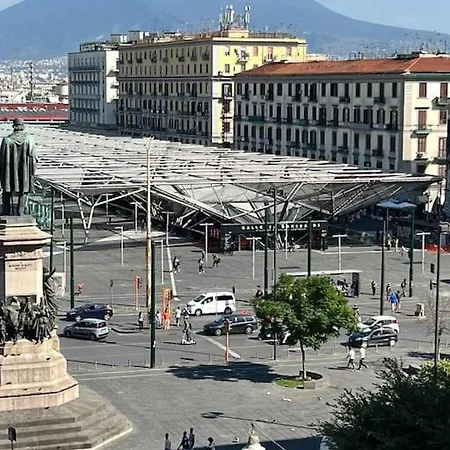 Casa Sulla Stazione * Naples