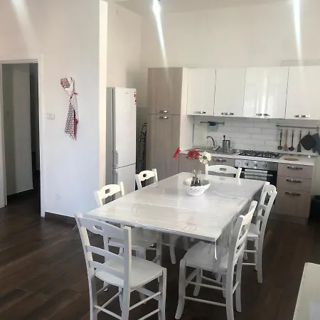 Partenope 120 Mq Apartment Naples