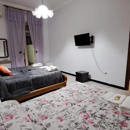 Guest house Aurora E Dad Center *