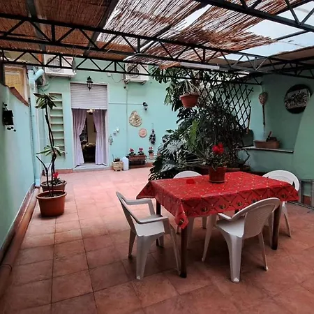 Aurora E Dad Center Guest house Naples