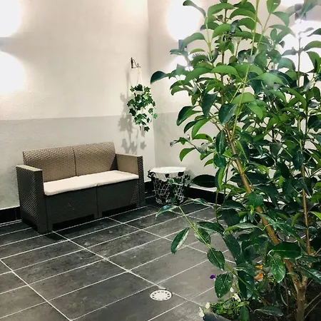 Amonia House Naples