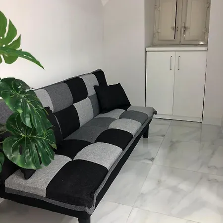 Amonia House * Naples
